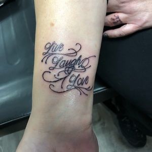 Meet your Posher, Kim